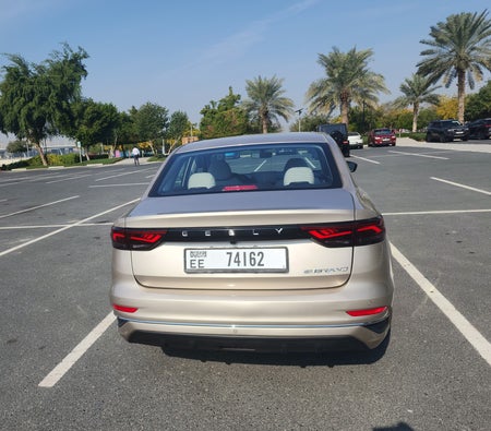 D'oro Geely Emgrand 2024