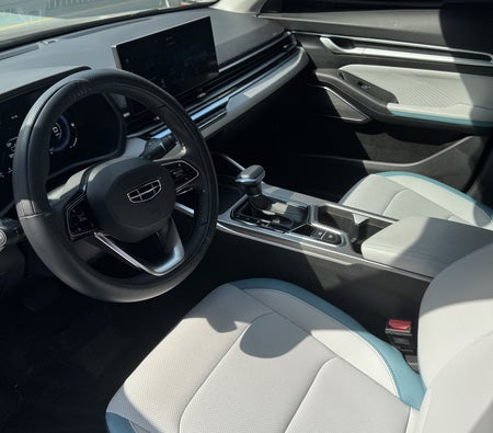 Geely Emgrand 2025