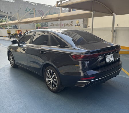 Geely Emgrand 2025