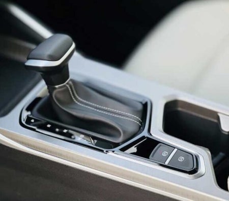 Geely Emgrand 2026, photo 3 of 4