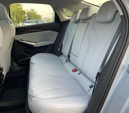 Geely Preface 2025