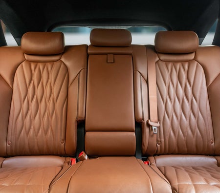 Genesis GV70 Premium 2023, photo 4 of 4