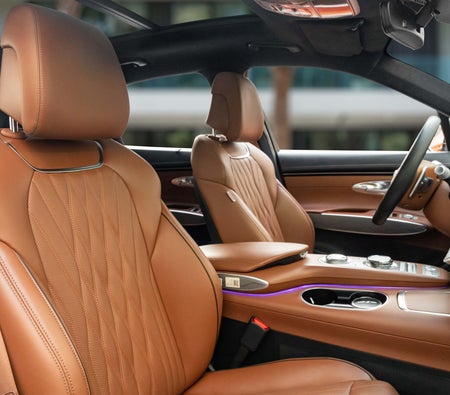 Genesis GV70 Premium 2023, photo 3 of 4