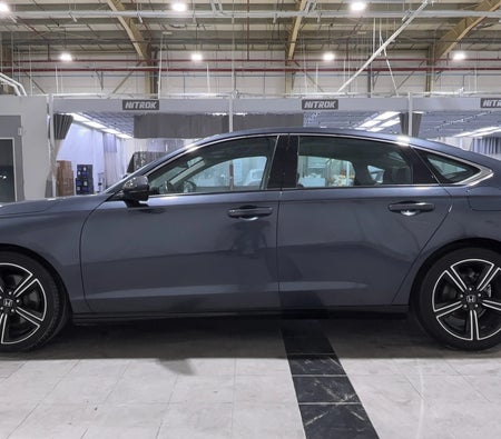 Gray Honda Accord EXL HEV 2025
