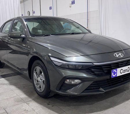 Grau Hyundai Elantra Smart 2024 Grau Hyundai Elantra Smart 2024