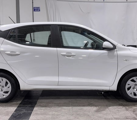 White Hyundai Grand i10 SMART PLUS 2024 White Hyundai Grand i10 SMART PLUS 2024