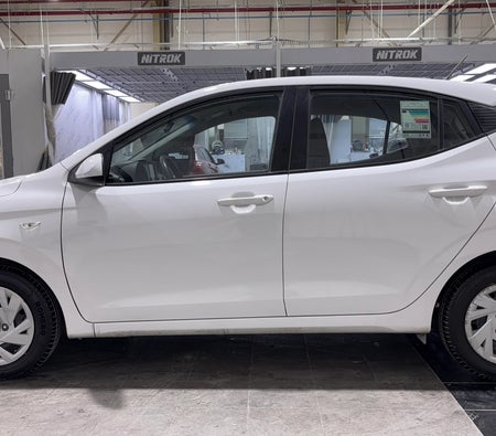 White Hyundai Grand i10 SMART PLUS 2025 White Hyundai Grand i10 SMART PLUS 2025