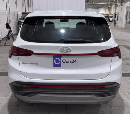 White Hyundai Santa Fe Smart 2023