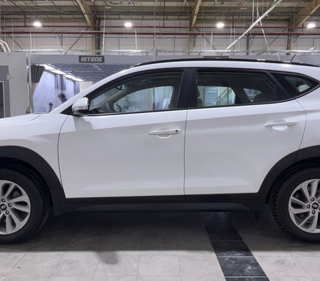White Hyundai Tucson GLS 2018