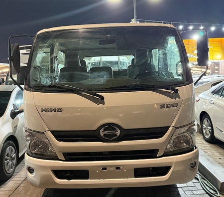 Hino 300 2020, photo 2 of 4