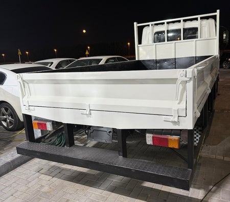 White Hino 300 2020