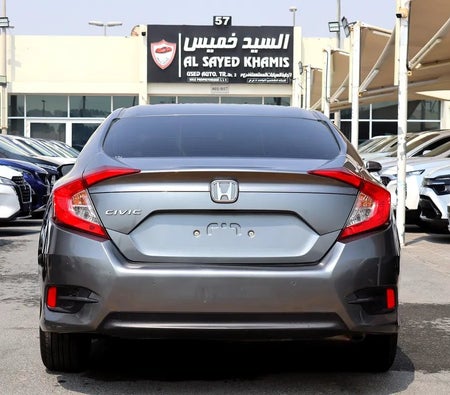 D'argento Honda Civic LX 2020 D'argento Honda Civic LX 2020