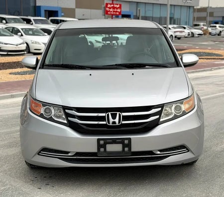 Silver Honda Odyssey 2015