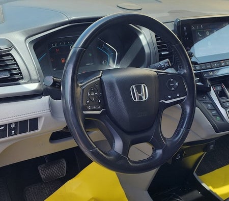 Silber Honda Odyssey SE 2022