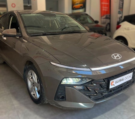 Marron Hyundai Accent 1.5 MPI Attractive IVT 2024 Marron Hyundai Accent 1.5 MPI Attractive IVT 2024