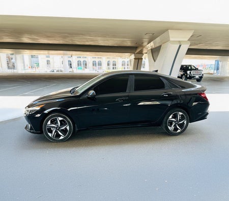 Hyundai Elantra 2023, photo 4 of 4