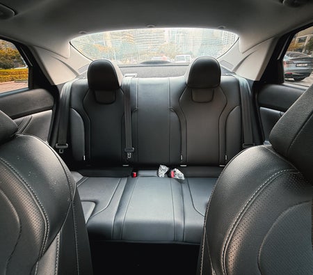 Hyundai Elantra 2024
