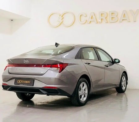 Gris Hyundai Elantra Smart 2023 Gris Hyundai Elantra Smart 2023