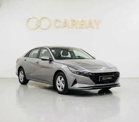 Gray Hyundai Elantra Smart 2023