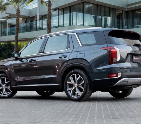 Серый Hyundai Palisade Premium Plus 2022 год Серый Hyundai Palisade Premium Plus 2022 год