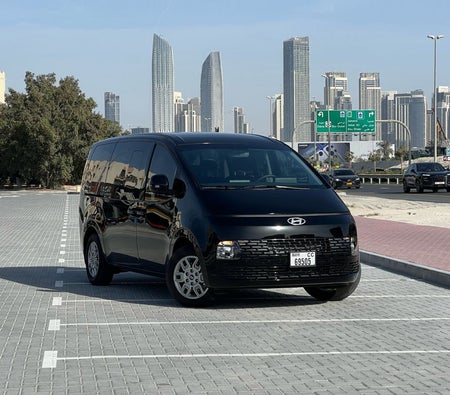 affitto Hyundai Staria 9S 2025 in Dubai