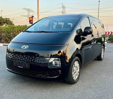 أسود هيونداي Staria Comfort 2024 أسود هيونداي Staria Comfort 2024