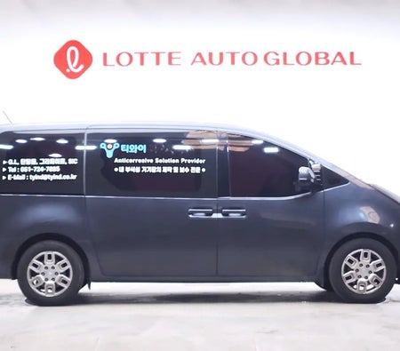 Hyundai Staria Luxury 2022, photo 3 of 4