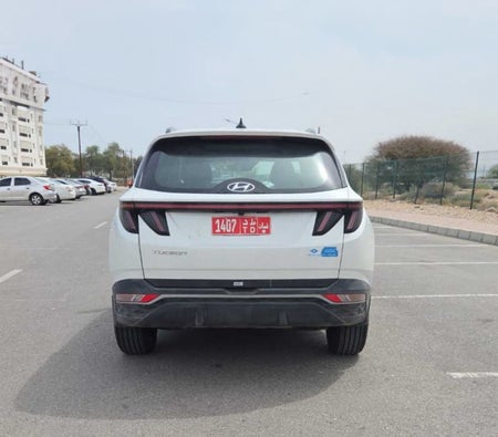 White Hyundai Tucson 2023