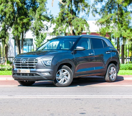 Grau Hyundai Creta 5-Sitzer 2023