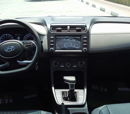 Blanc Hyundai Creta 5 Seater 2022