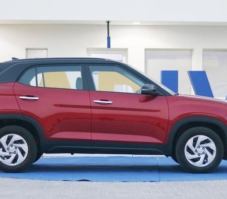 Red Hyundai Creta 2024