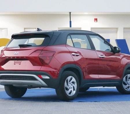 Red Hyundai Creta 2024