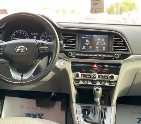 أسود هيونداي   إلنترا 2019