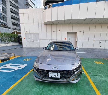 Hyundai Elantra 2021