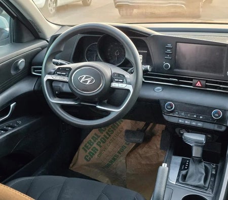 Hyundai Elantra  2022, photo 4 of 4