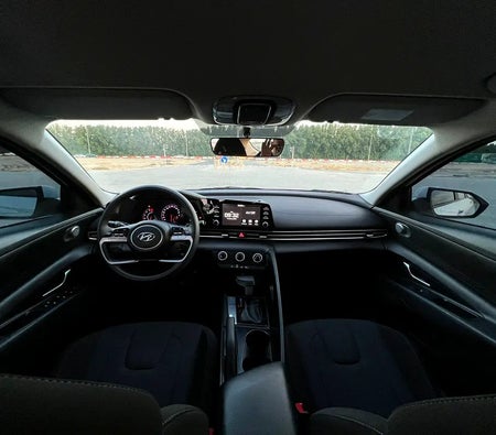Hyundai Elantra 2023, photo 4 of 4