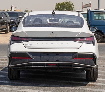 White Hyundai Elantra 2025