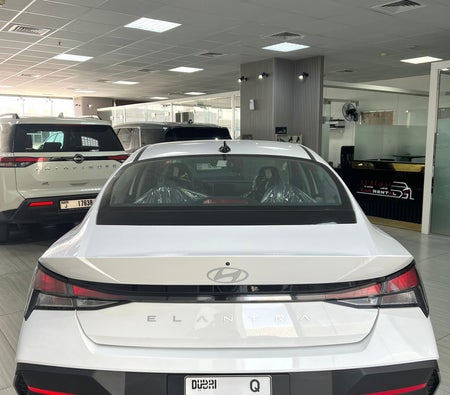 Hyundai Elantra 2025