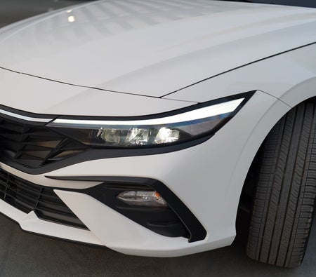Hyundai Elantra 2025