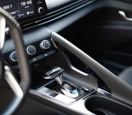 Hyundai Elantra 2025