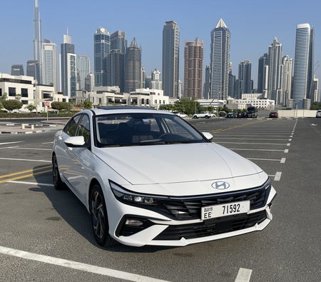 Hyundai Elantra 2025