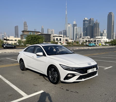 Hyundai Elantra 2025