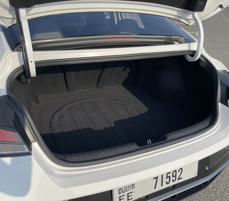 Hyundai Elantra 2025
