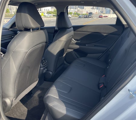 Hyundai Elantra 2025
