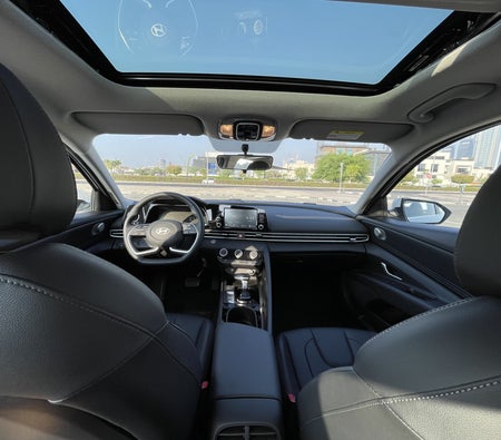 Hyundai Elantra 2025