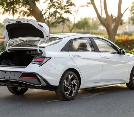 Hyundai Elantra 2025, photo 4 of 4