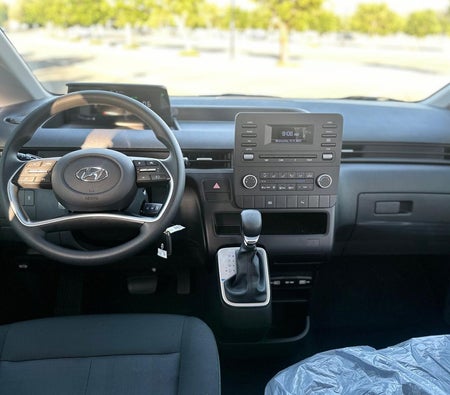 Hyundai Staria 11S 2024