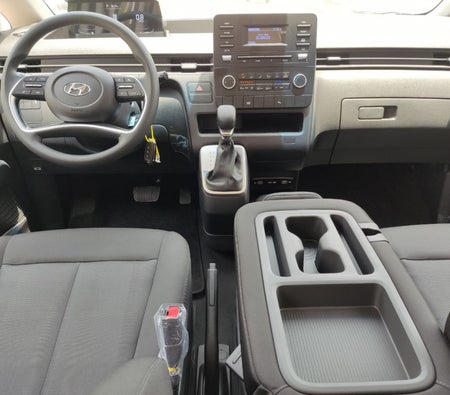 Blanc Hyundai Staria 9S 2022 Blanc Hyundai Staria 9S 2022