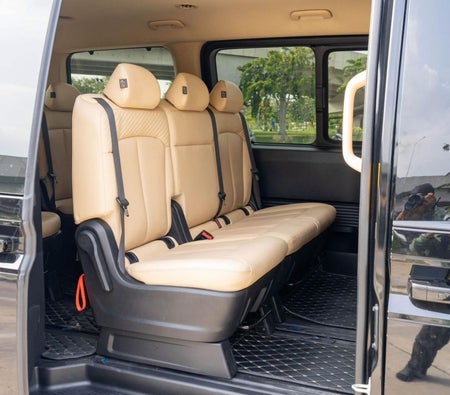 Hyundai Staria 11S 2023