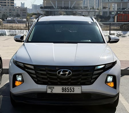 White Hyundai Tucson 2023 White Hyundai Tucson 2023